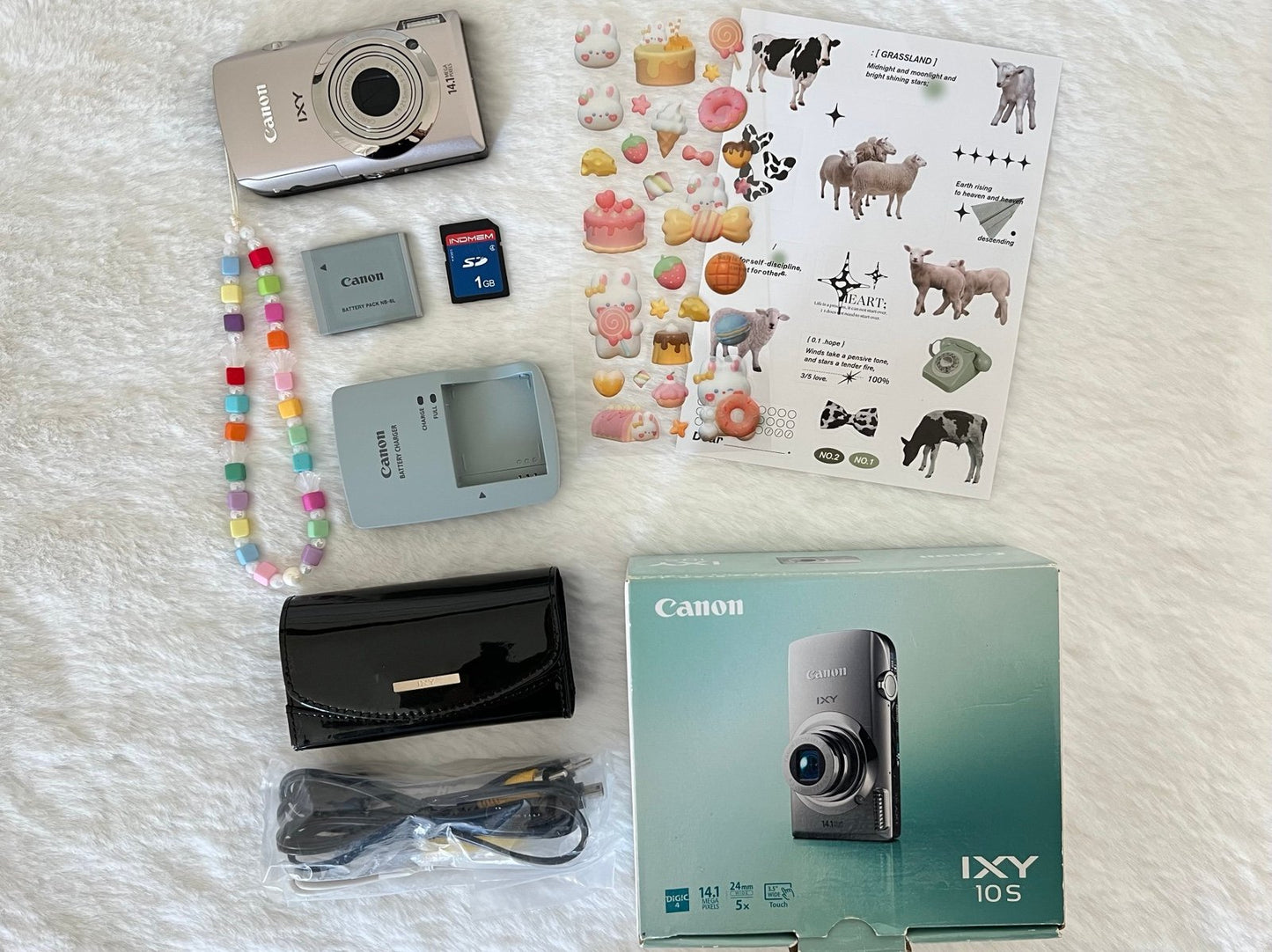 💖 Pre-Owned Canon ixy10s digital camera 💖