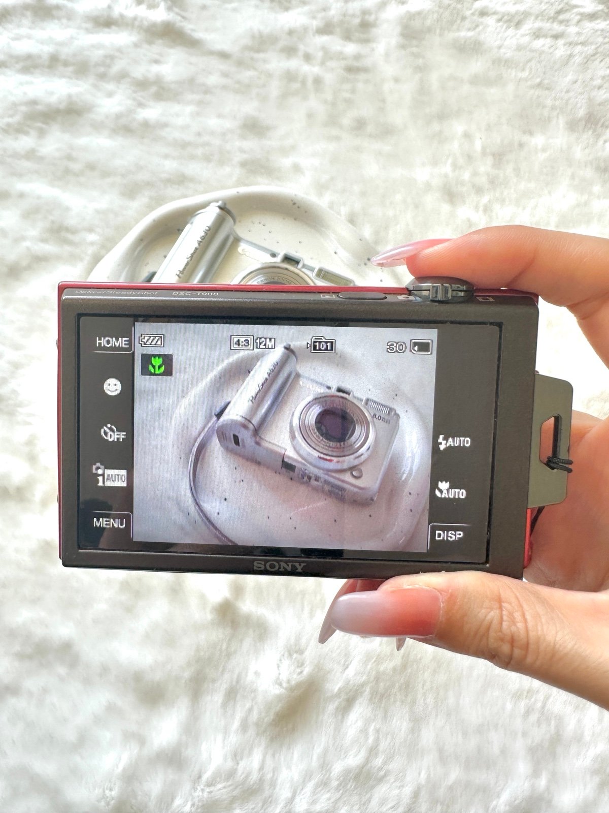 💖 Pre-Owned Sony Red Cyber-shot DSC-T900 Digital Camera 💖